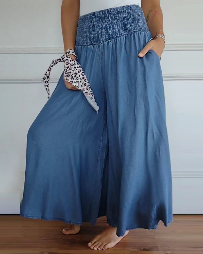 Zarina | Wide pants with elastic waistband